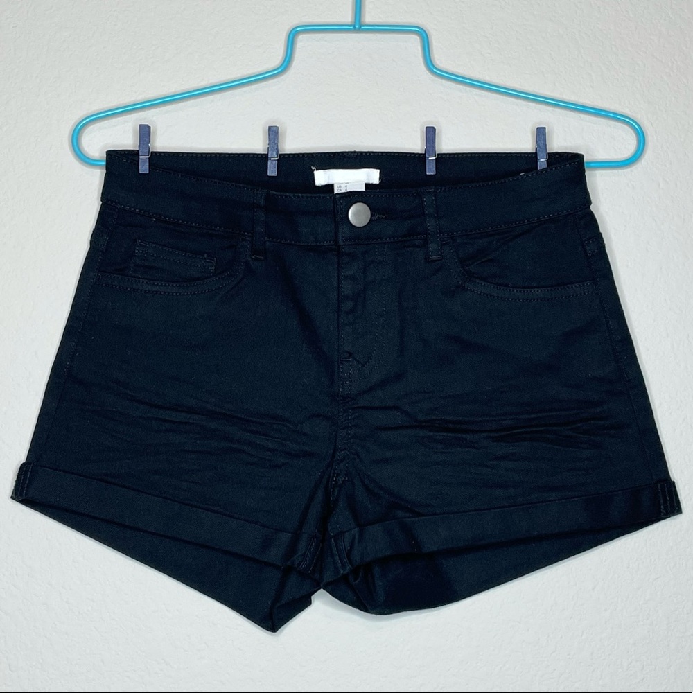 Mid-Rise H&M Shorts | Size 4